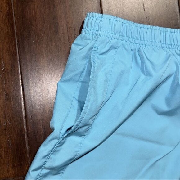 Nike Ladies Shorts  - Picture 4 of 5